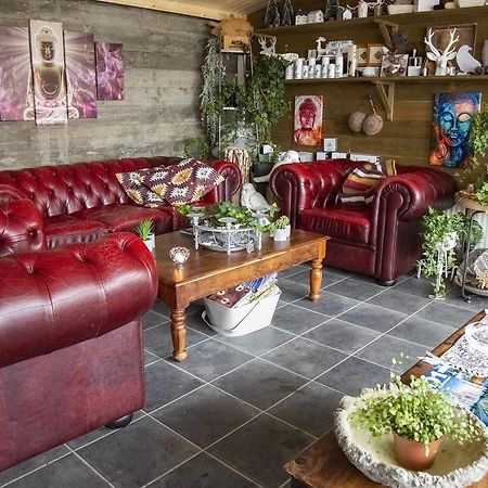 Private And Peaceful One Bedroom Apartments ボルガルネース エクステリア 写真