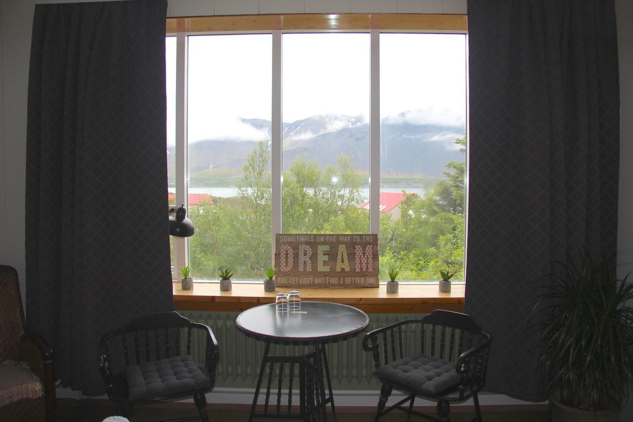Private And Peaceful One Bedroom Apartments ボルガルネース エクステリア 写真