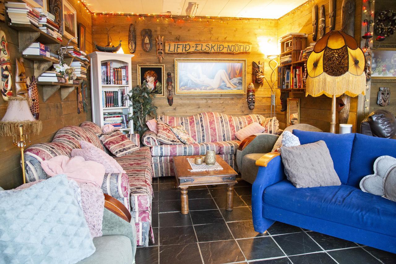 Private And Peaceful One Bedroom Apartments ボルガルネース エクステリア 写真
